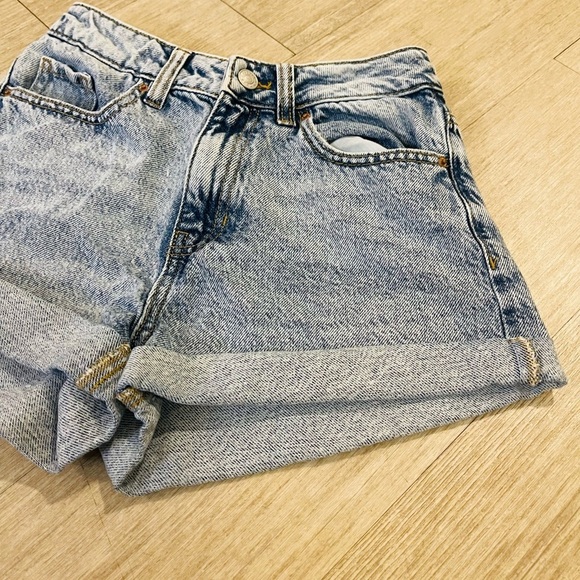 PacSun Blue Jean Mom Short High-Waisted Vintage Style - Picture 4 of 8